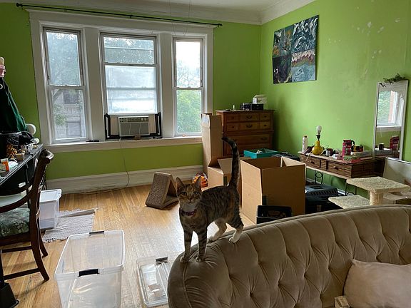 3rd image of 2057 N Albany Ave #3N