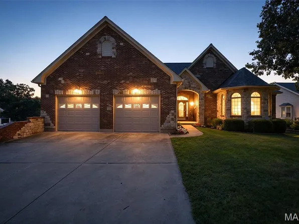 9850 W Vista Dr, Hillsboro, MO 63050