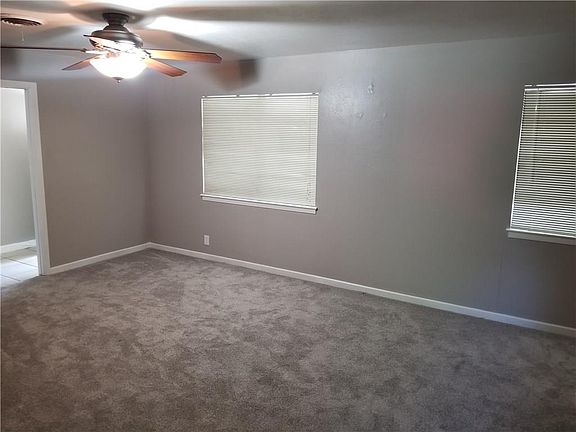 3rd image of 4608 Mackey Dr