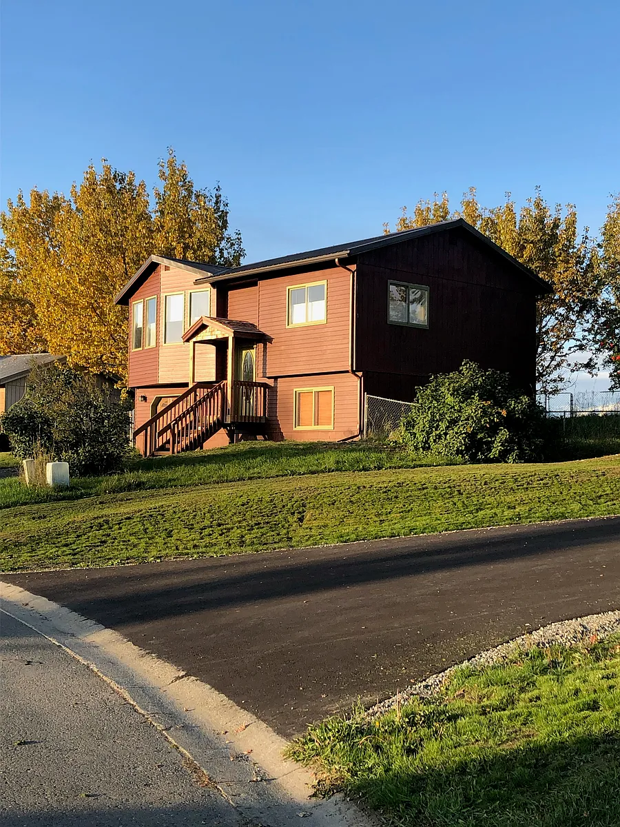 Building Photo - 753 N Gulkana Ct