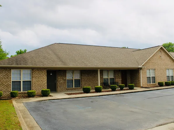 402 Gann Blvd #102O, Tuscumbia, AL 35674