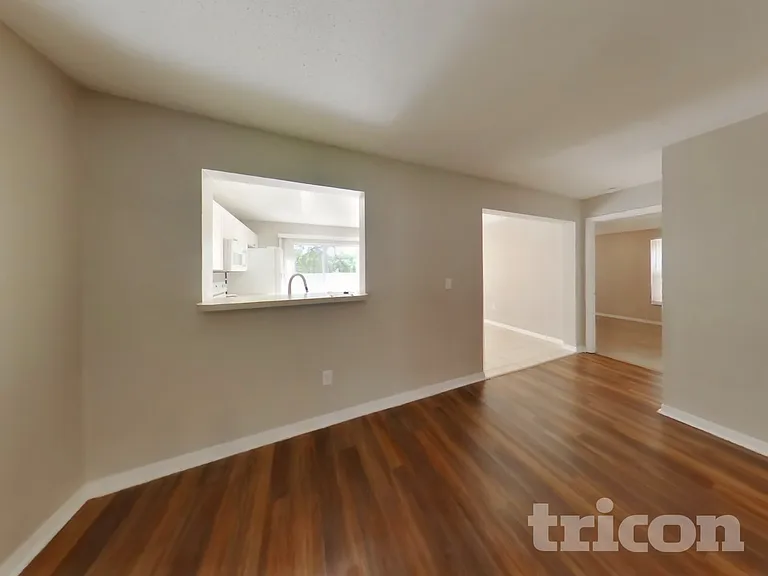 6739 Summer Haven Dr — Photo 2