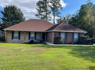 525 Homewood Dr, Covington, LA 70433