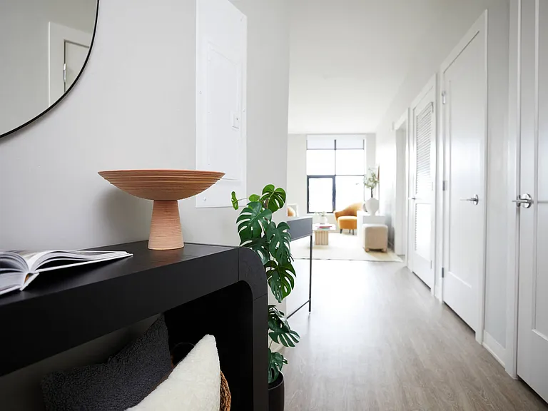 South Standard — Photo 9