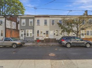 733 Adeline St, Trenton, NJ 08611