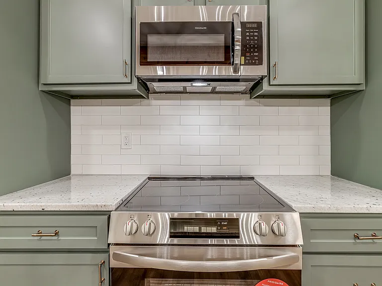 1723 W Park Pl — Photo 26
