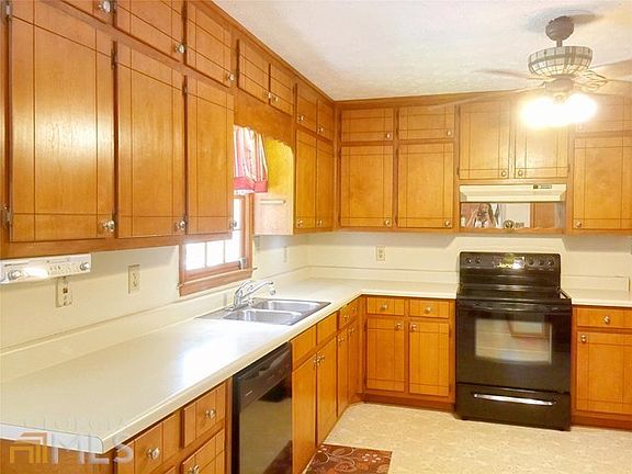 5th image of 595 Greenview Ave SE