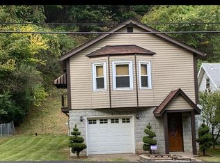 182 Coal Valley Rd, Clairton, PA 15025