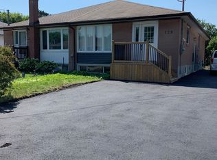 128 Sheldon Ave #Basement, Newmarket, ON L3Y 2V7