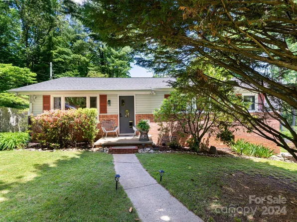 155 Charland Forest Rd, Asheville, NC 28803