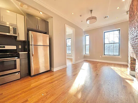 Rented by Doorway NYC, LLC | media 4