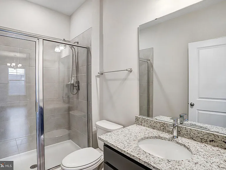 404 Constellation Ln — Photo 8