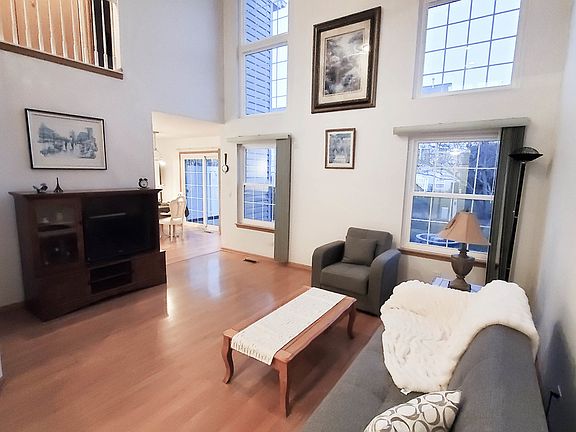 3rd image of 26230 W Vista Ct