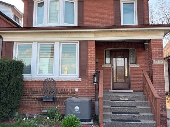 140 Ottawa St S #1, Hamilton, ON L8K 2E4