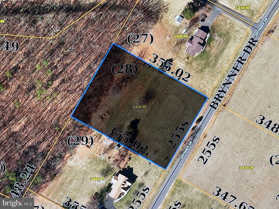 1st image of 28 Brynner Dr