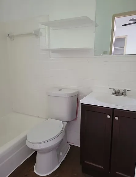 Southmore Place Apartments — Photo 5