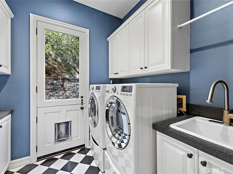 20 Cape Danbury — Photo 27