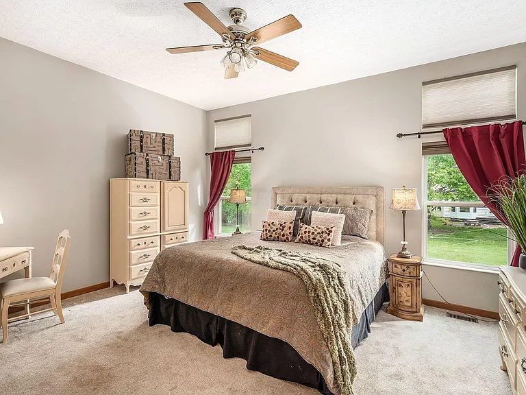 6641 Wisteria Cir — Photo 9