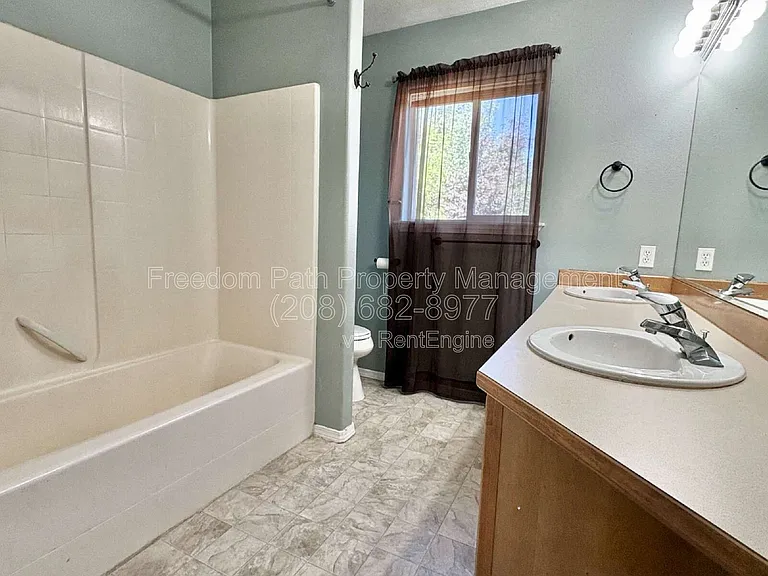 1955 W Ridgemont Ave — Photo 17