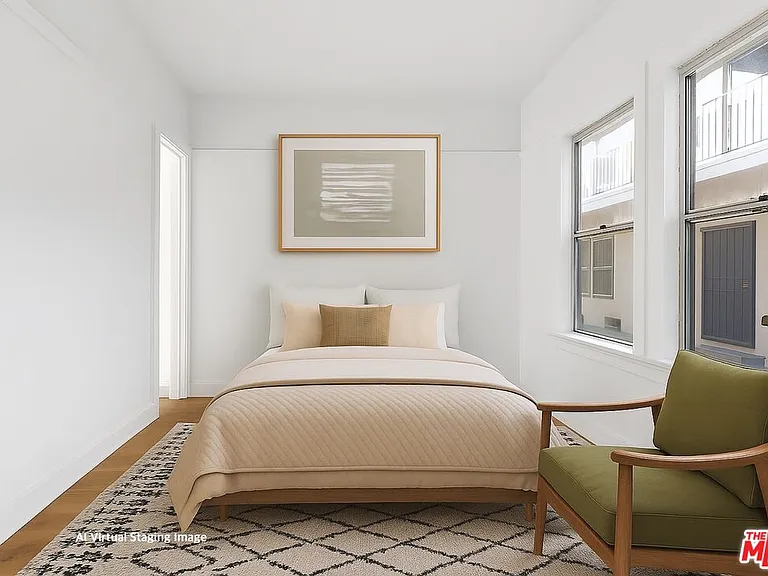 1021 N Mariposa Ave #4 — Photo 7
