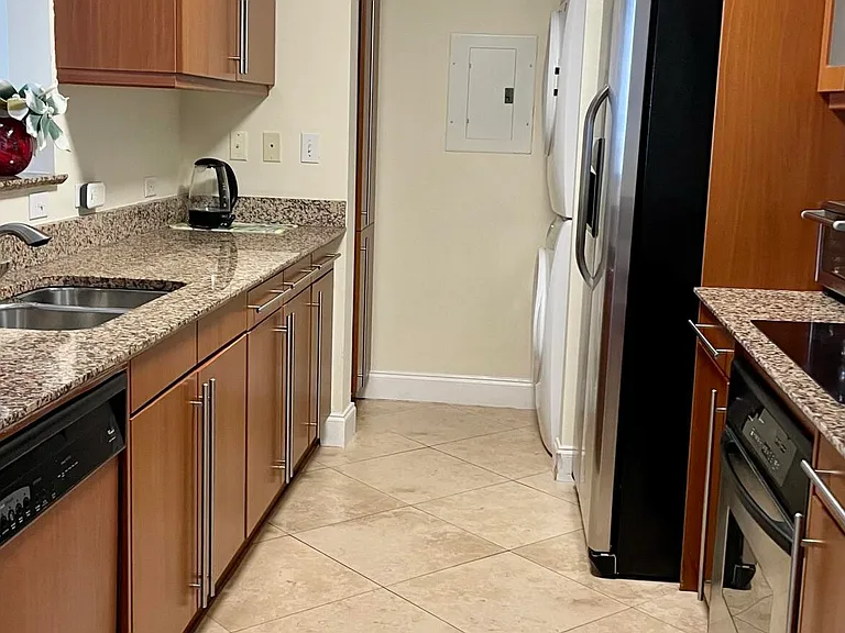 2080 S Ocean Dr #8 — Photo 19