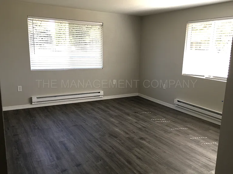 1949 Alta Dr — Photo 6