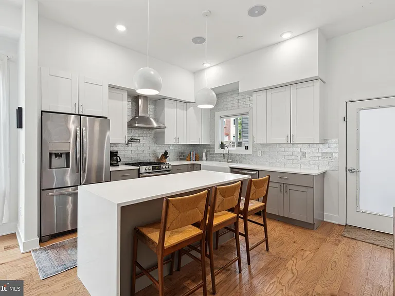 2224 Amber St #4 — Photo 12