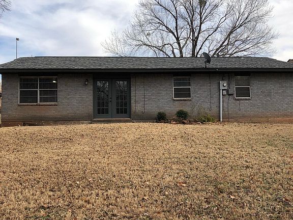 4th image of 1623 Edgewood Dr