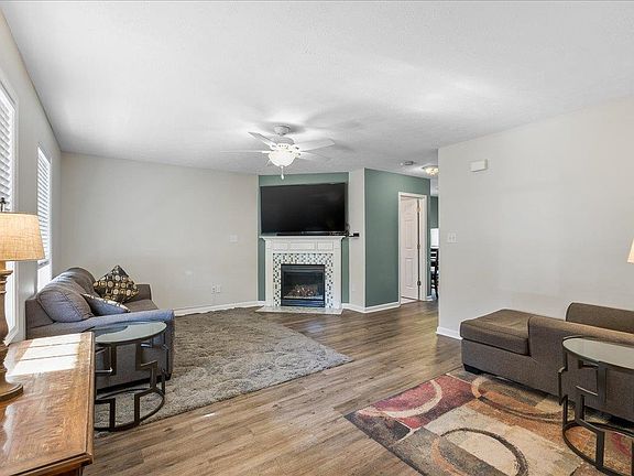 5th image of 634 C St