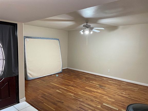 4th image of 4679 Monterey Cir #3