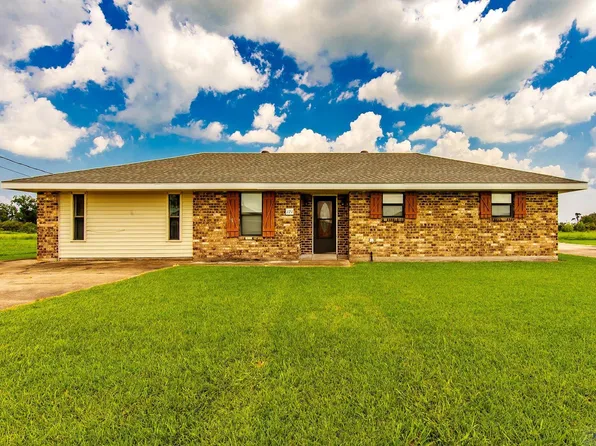 121 Laris Dr, Raceland, LA 70394