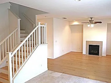 2405 Scolinos Ct — Photo 4
