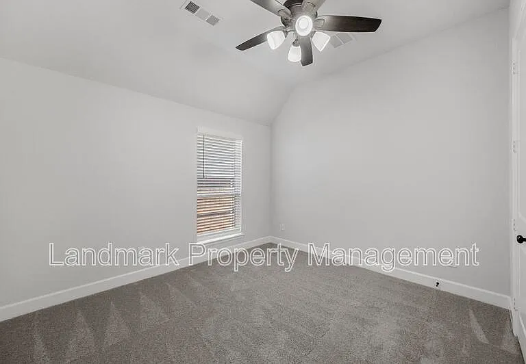 1822 Buckeye Ln — Photo 13