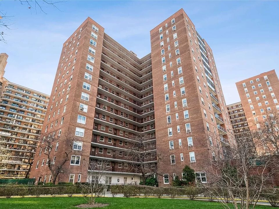 1st image of 97-10 62nd Dr APT 2A