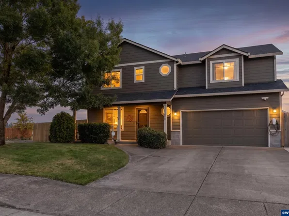 1198 Filbert St, Jefferson, OR 97352