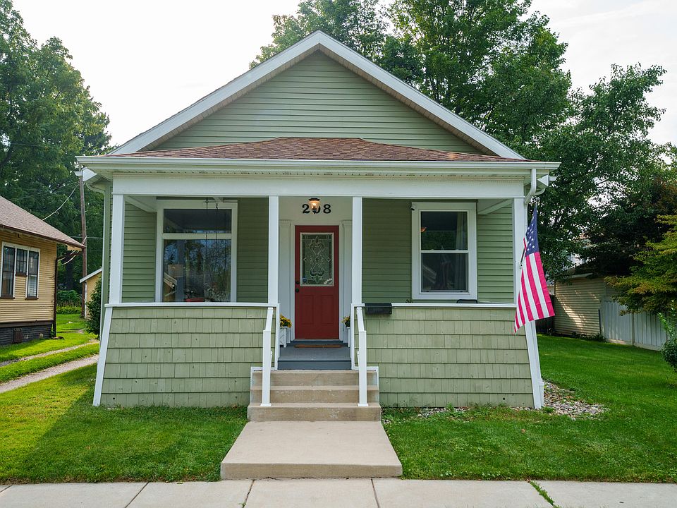 1st image of 208 C St