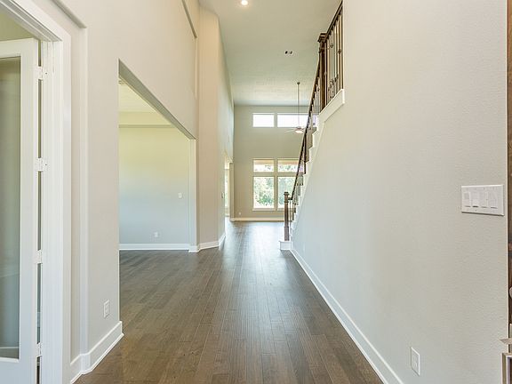 5th image of 29819 Forest Hill Ln