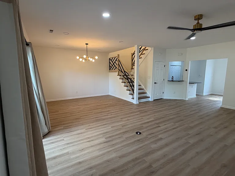1630 Willow Cv — Photo 11
