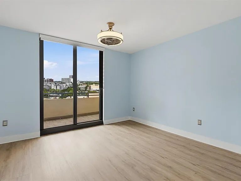 110 N Federal Hwy #1108 — Photo 15