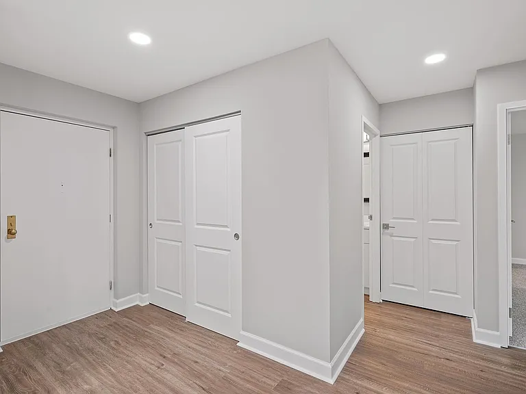 Indian Creek Apartments and Townhomes — Photo 78