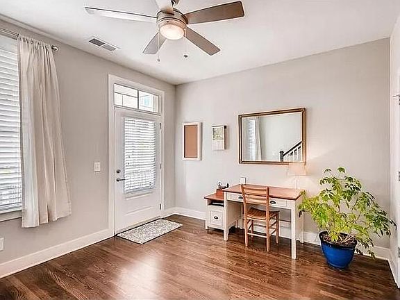 Entry with powder bathroom