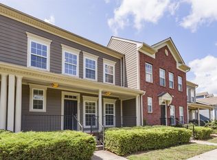 8806 Deacons Ln, Nashville, TN 37211