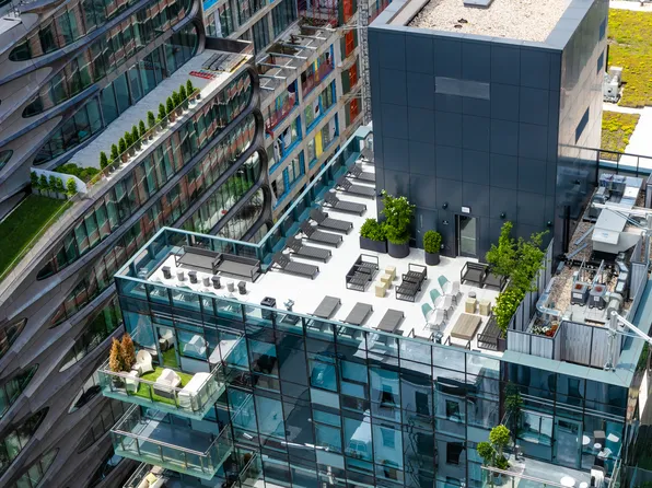 507 West 28th Street image 4 of 9