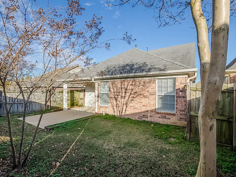 2791 Maggie Woods Pl — Photo 16