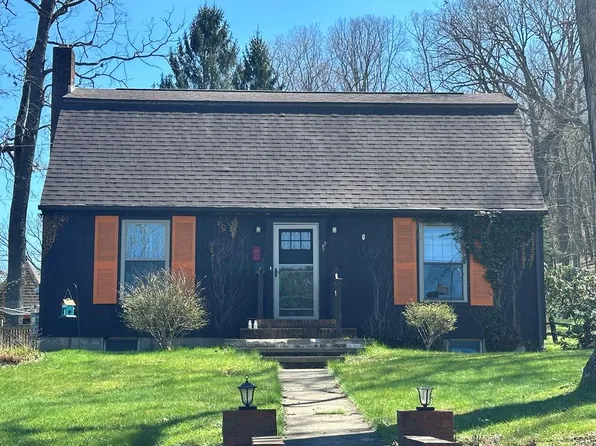 25 Park St, Franklin, PA 16323