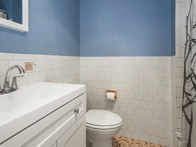 16 Mayberry Dr #4 — Photo 9
