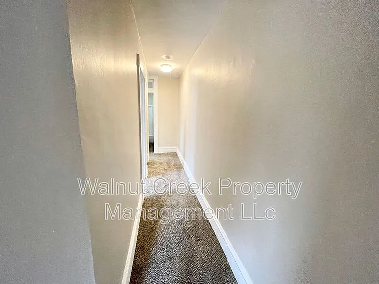 1728-1730 E 30th St #1730 — Photo 9