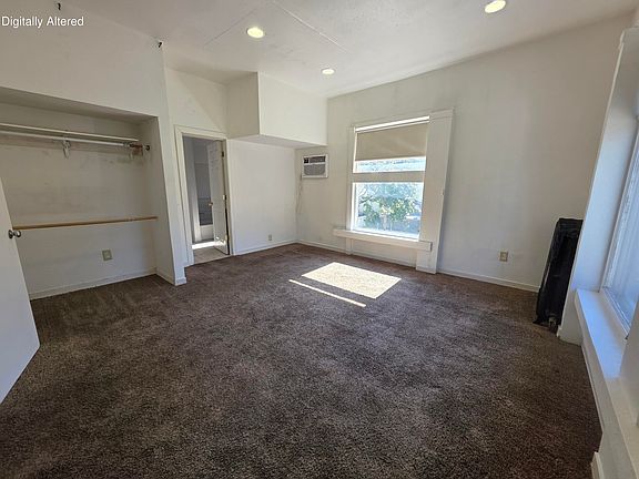 3rd image of 2109 Washington Ave