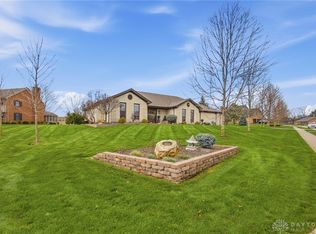 610 Stonecress Dr, Tipp City, OH 45371