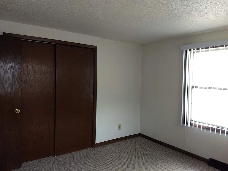 1523-1525 Nicholas Dr — Photo 10